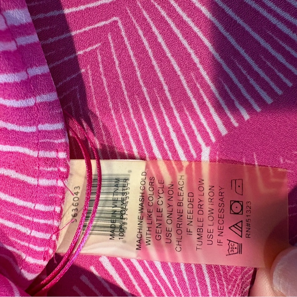 Vince Camuto Pink Sleeveless Women's Top Size PL - Picture 4 of 5